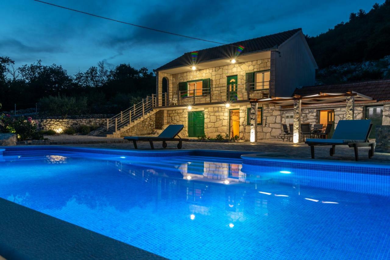 Villa Zuza Bristivica 外观 照片